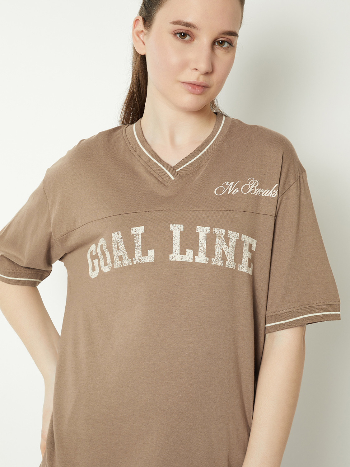 Image of MAX Printed Women Round Neck Brown T-Shirt