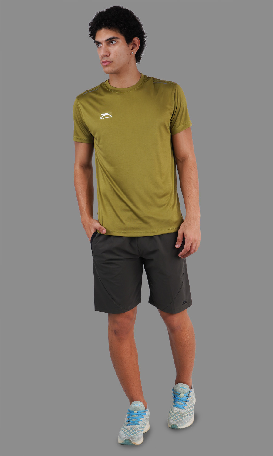 Image of Shiv Naresh Solid Men Round Neck Green T-Shirt