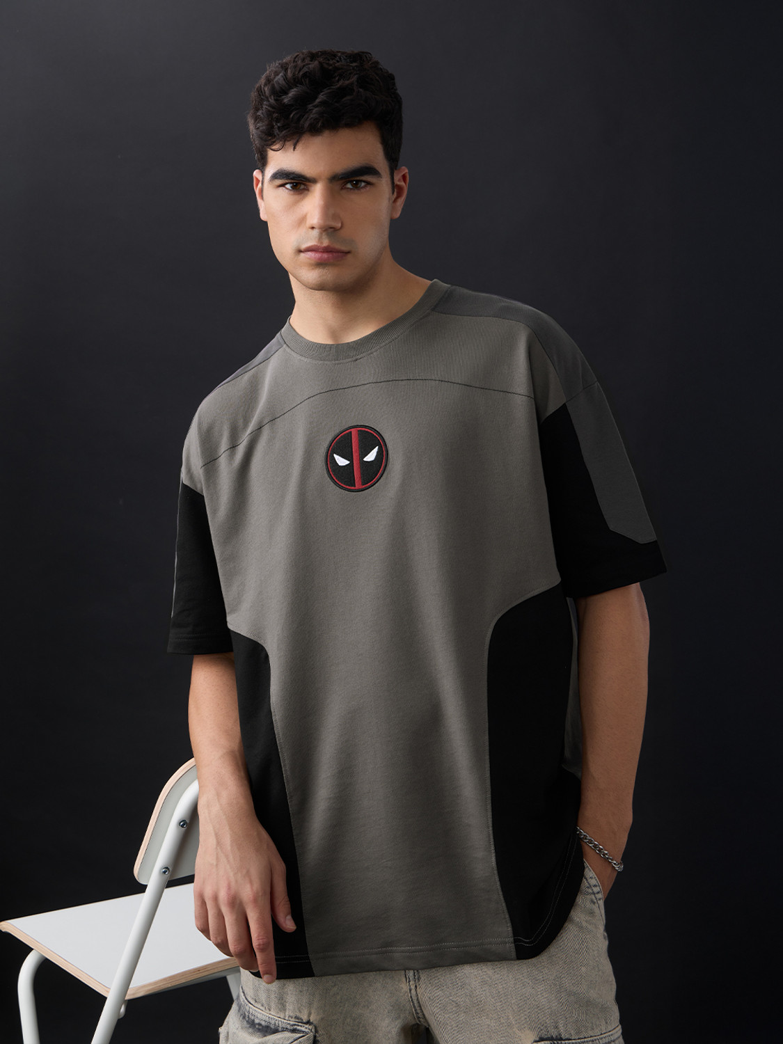 Image of The Souled Store Colorblock Men Round Neck Grey T-Shirt