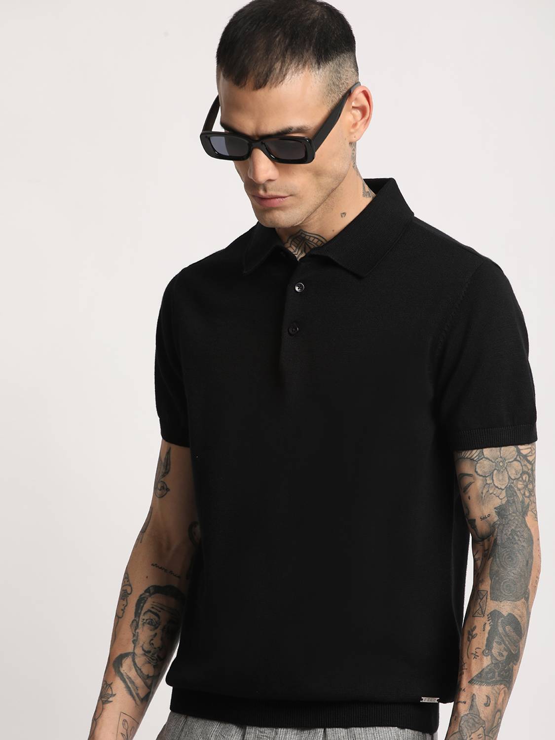 THE BEAR HOUSE Men Solid Polo Neck Pure Cotton Black T-Shirt