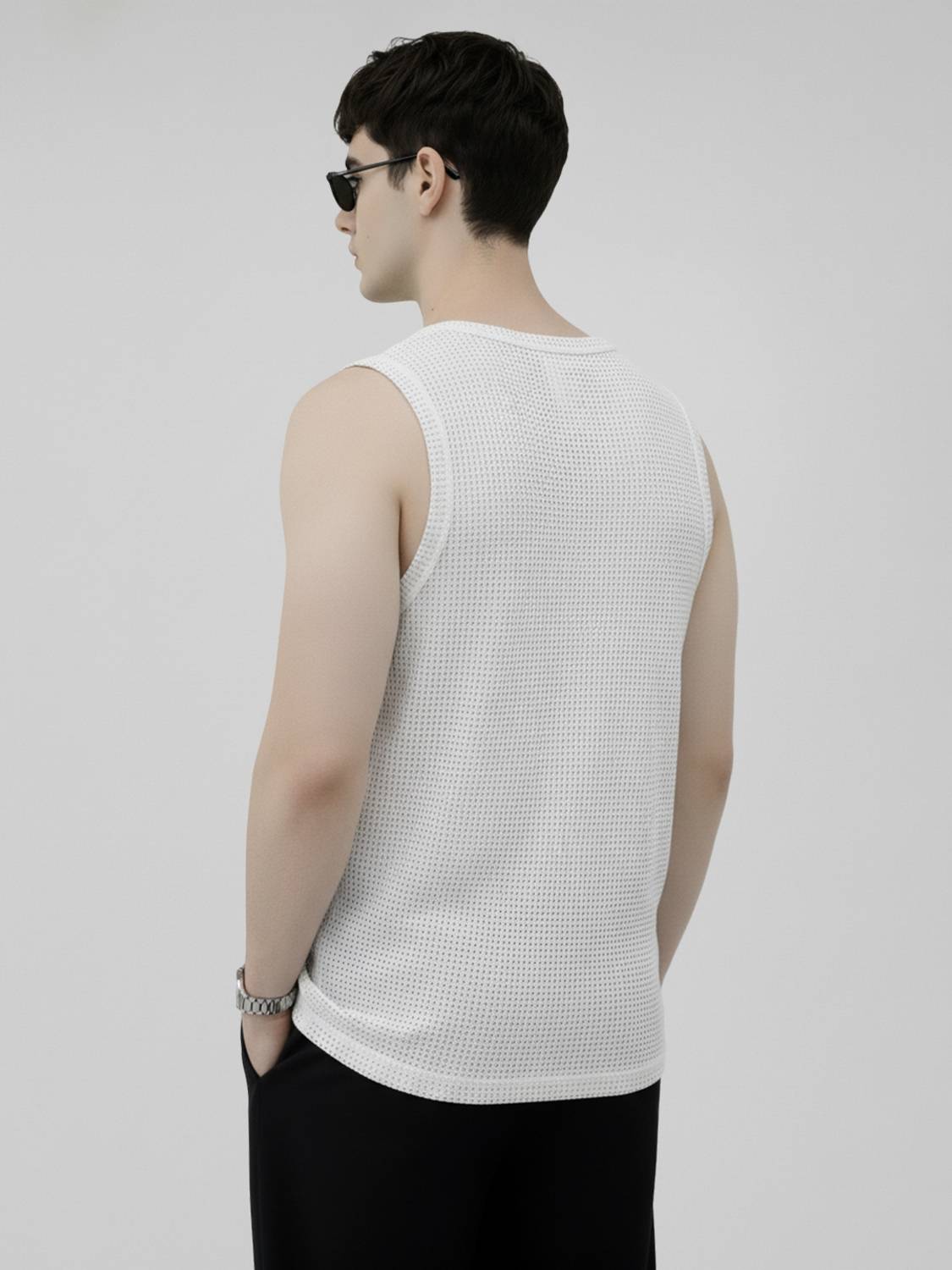 Fashion Youth Men White Round Neck T-Shirt - Image 2