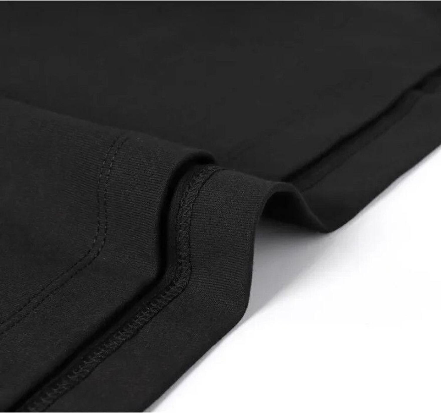 Image of FASHIONORIYA Printed Men Round Neck Black T-Shirt