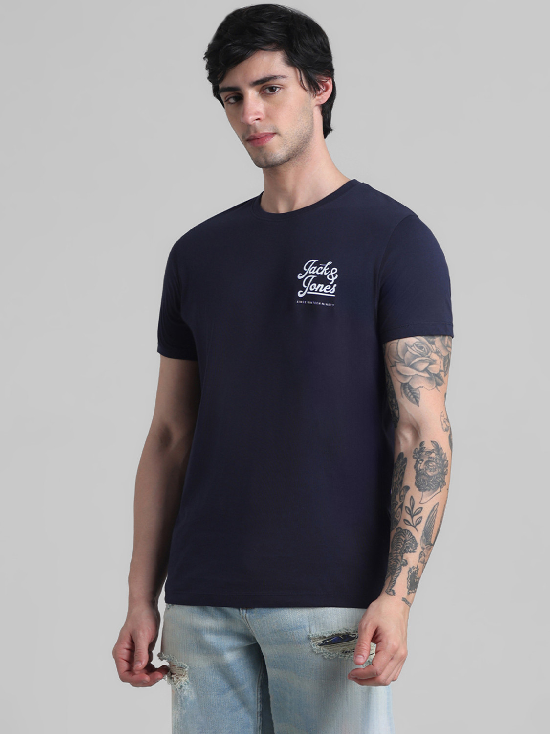 Image of JACK & JONES Solid Men Round Neck Dark Blue T-Shirt