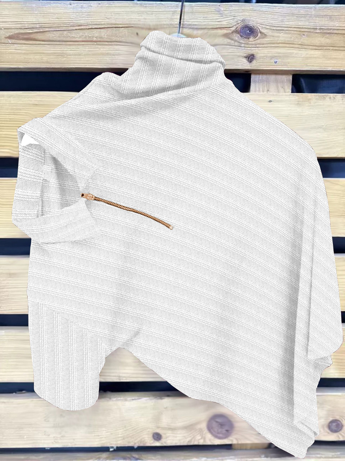 Image of COMBRAIDED Striped Men Zip Neck White T-Shirt
