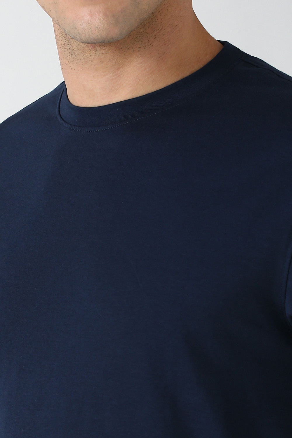 Image of PETER ENGLAND Solid Men Crew Neck Blue T-Shirt