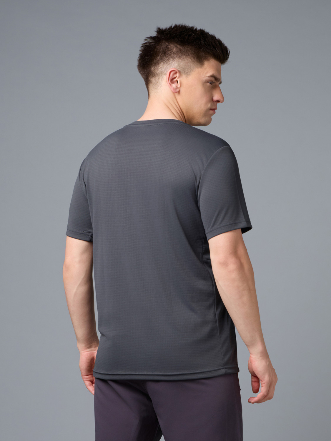 Image of TECHNOSPORT Printed Men Crew Neck Grey T-Shirt