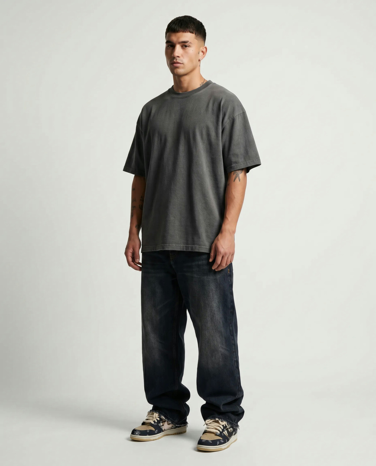 Image of Clazzey Solid Men Round Neck Grey T-Shirt