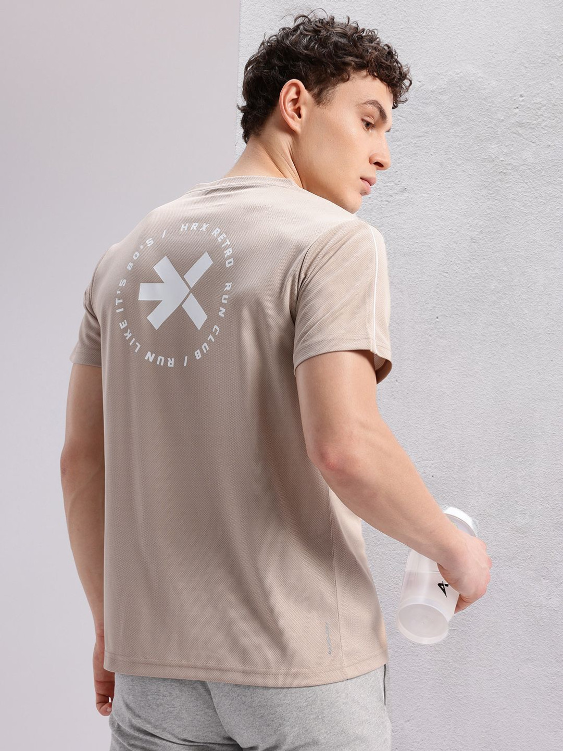 Image of HRX by Hrithik Roshan Printed Men Round Neck Beige T-Shirt