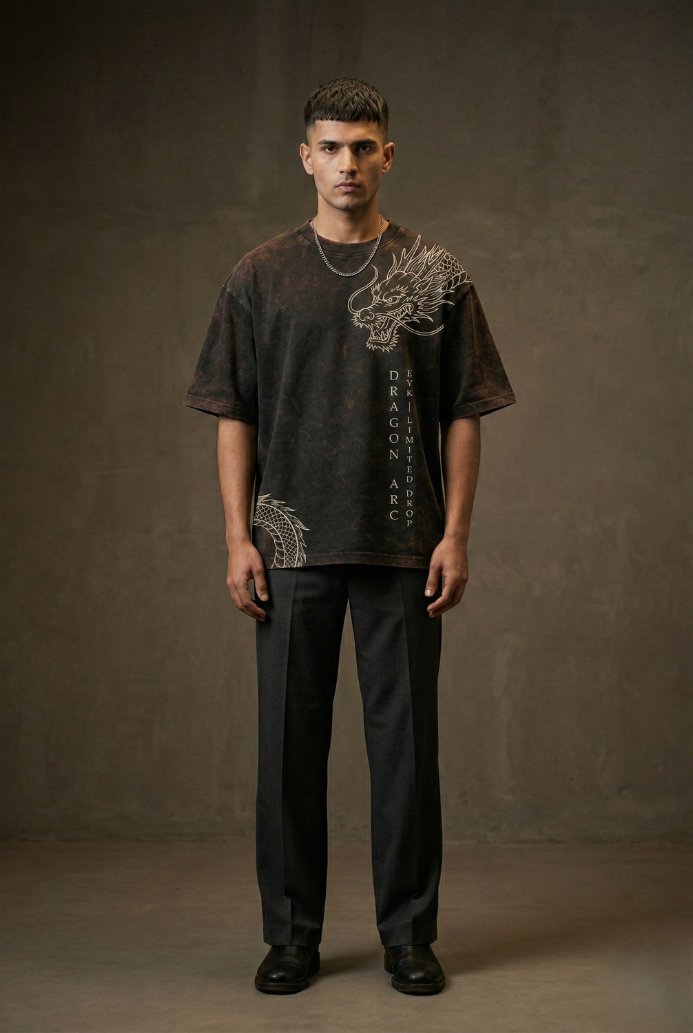 Image of Chunky Graphic Print Men Round Neck Black T-Shirt