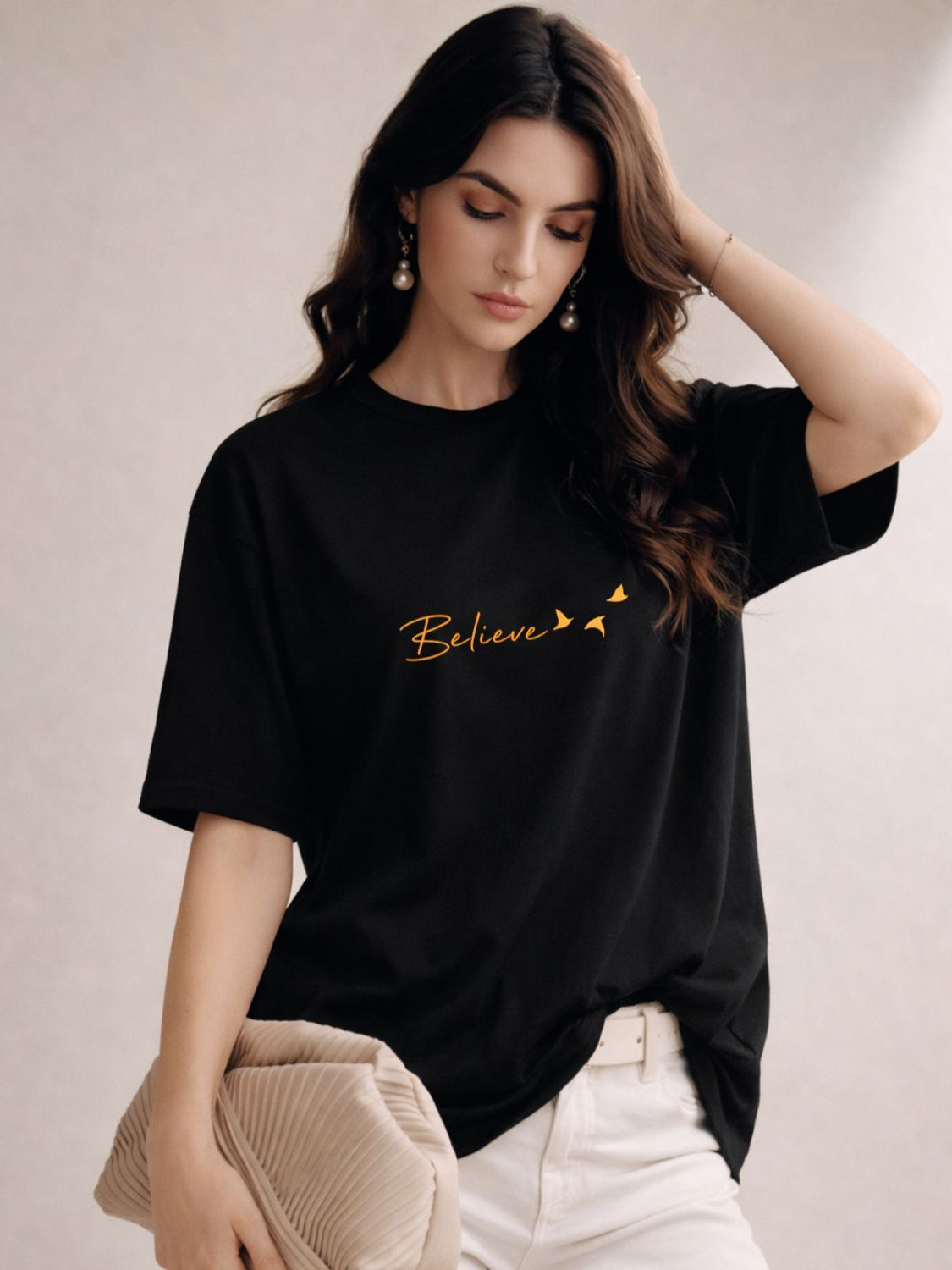 Image of SLENOR Graphic Print Women Round Neck Black T-Shirt