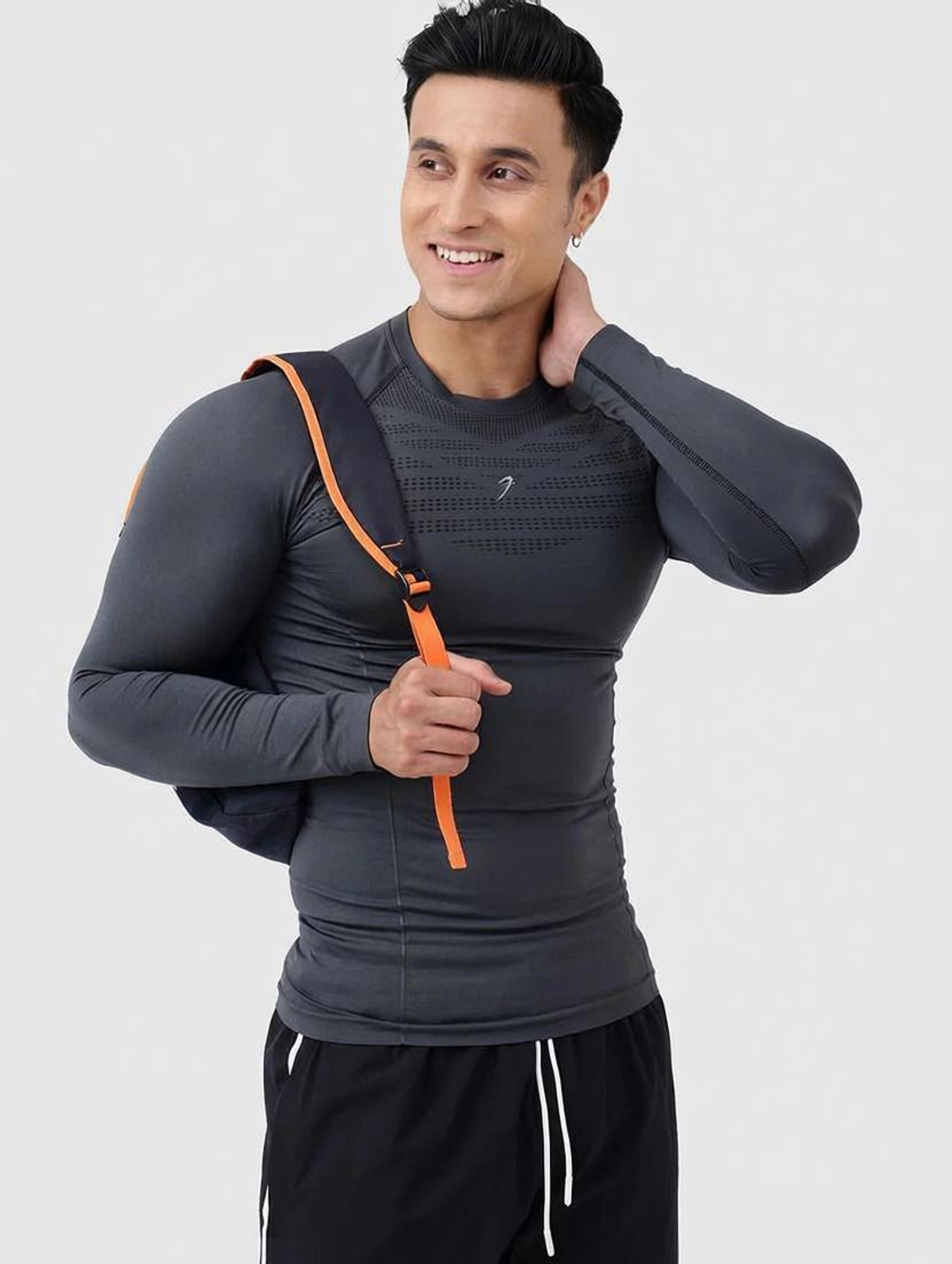 Image of FuaarK Solid Men Round Neck Grey T-Shirt
