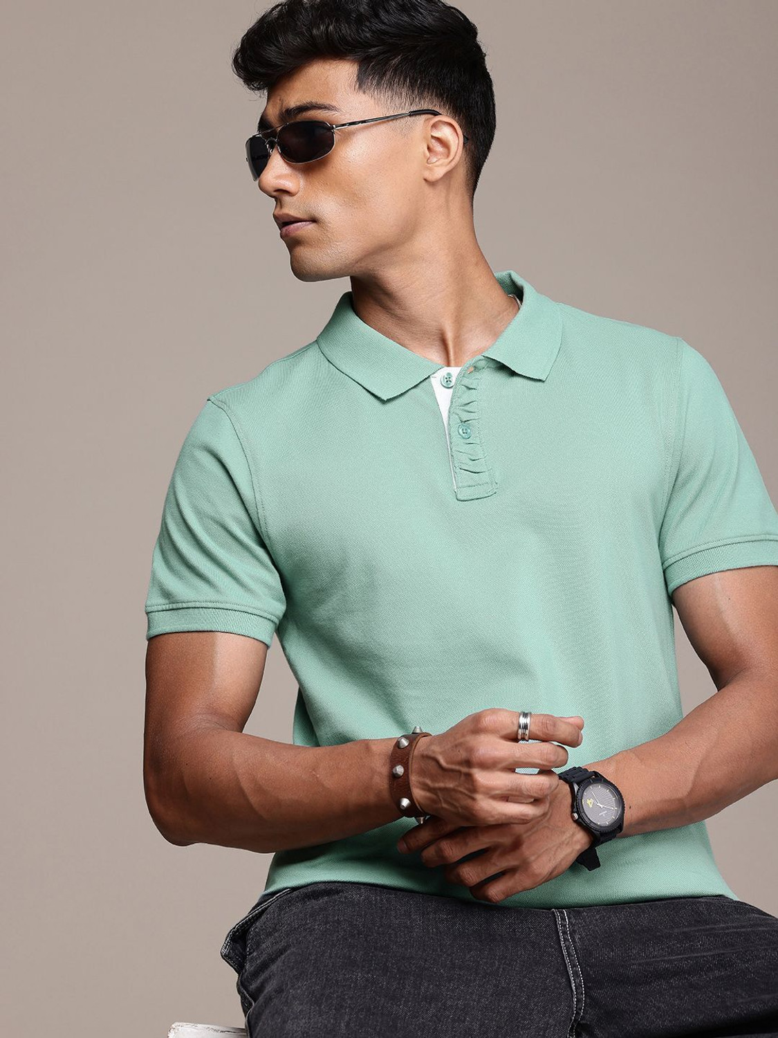 Image of Roadster Solid Men Polo Neck Green T-Shirt