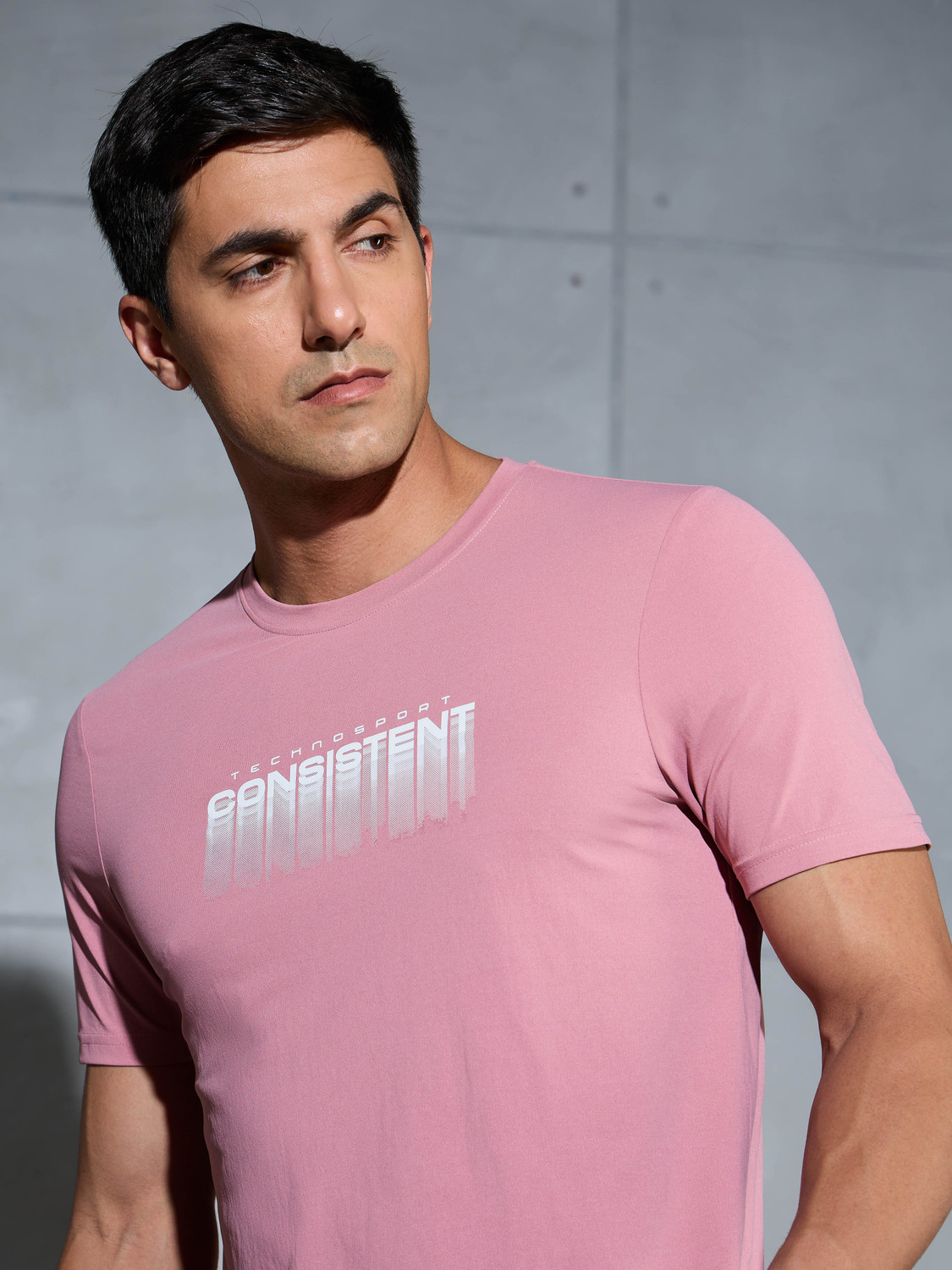 Image of TECHNOSPORT Graphic Print Men Crew Neck Pink T-Shirt