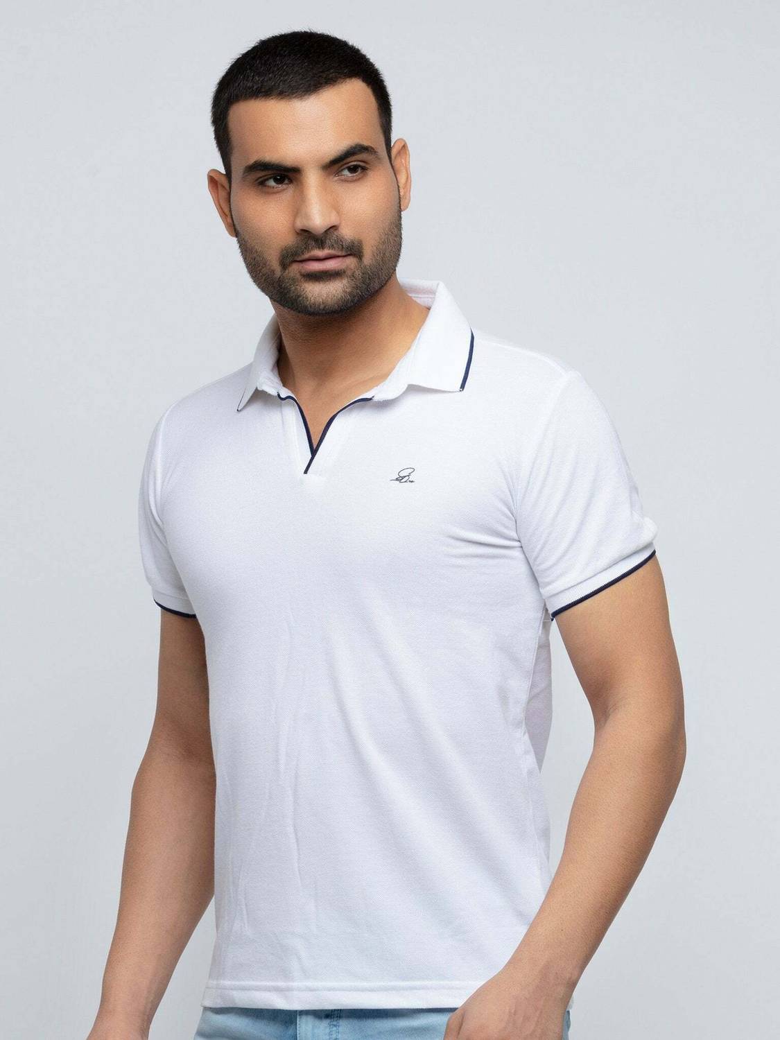 Status Quo Men Solid Polo Neck Polycotton White T-Shirt