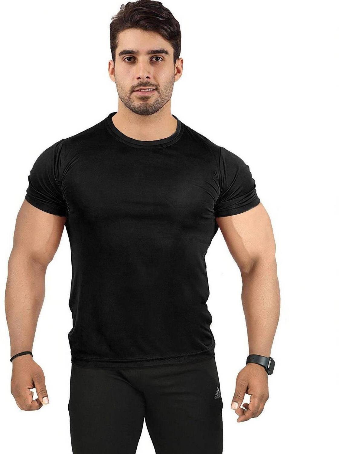 UDI n ADI Solid Men Round Neck Black T-Shirt Pack of 1