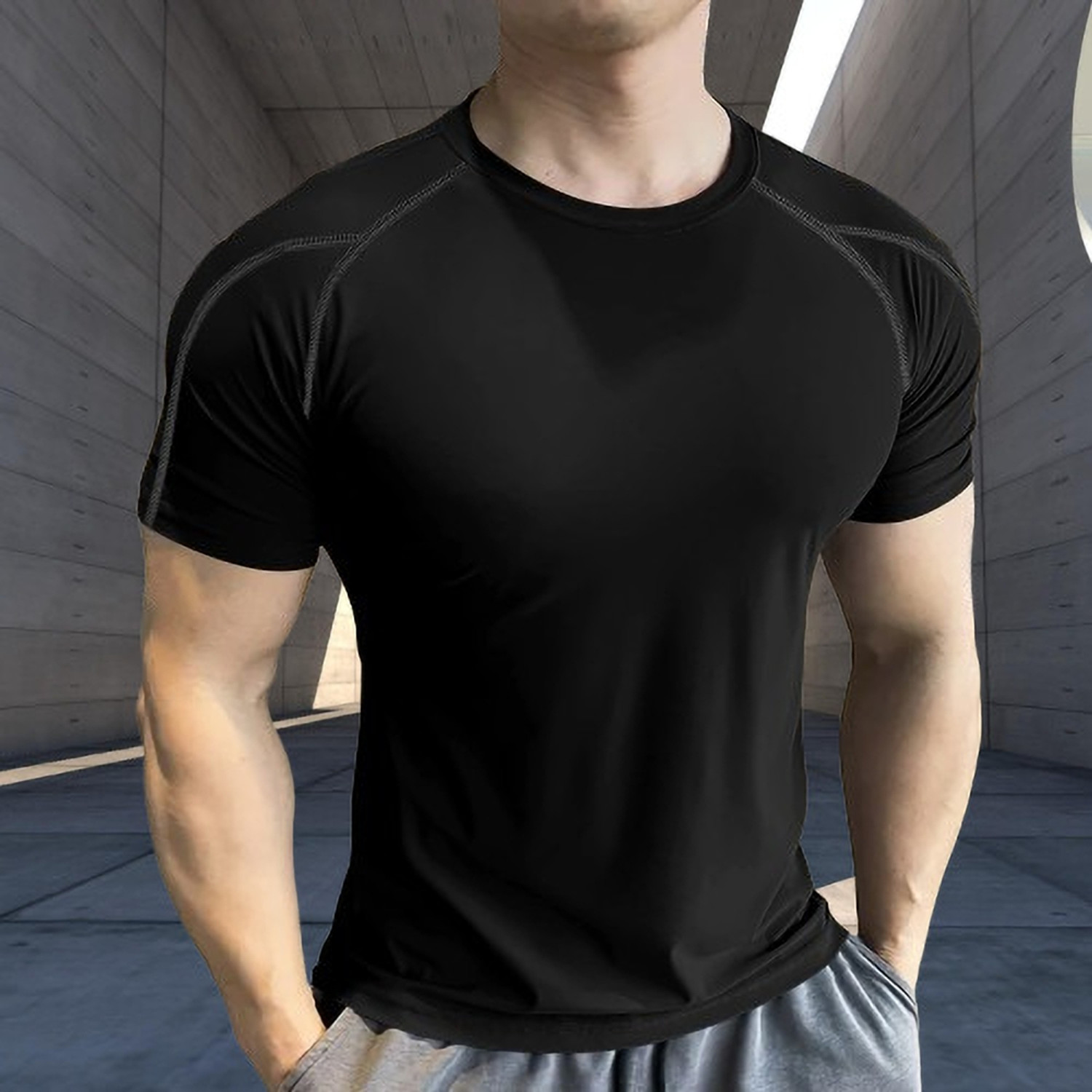 Image of SCOWET Solid Men Round Neck Black T-Shirt