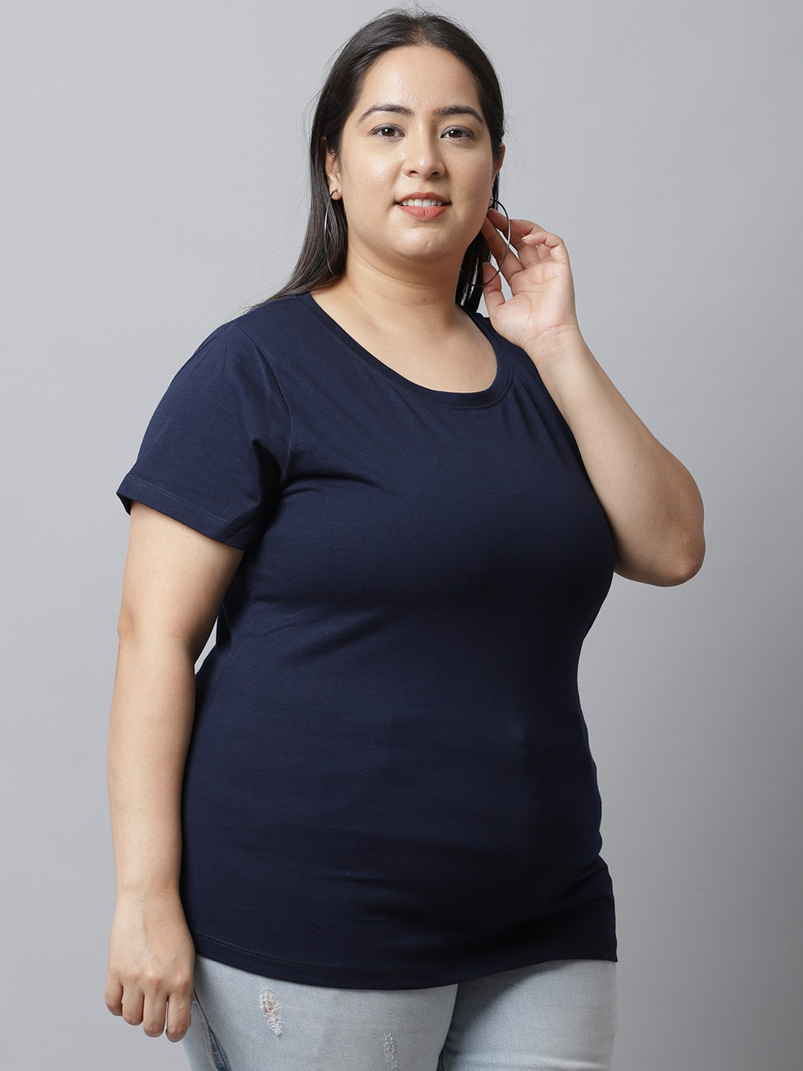 Image of UnaOne Solid Women Round Neck Dark Blue T-Shirt