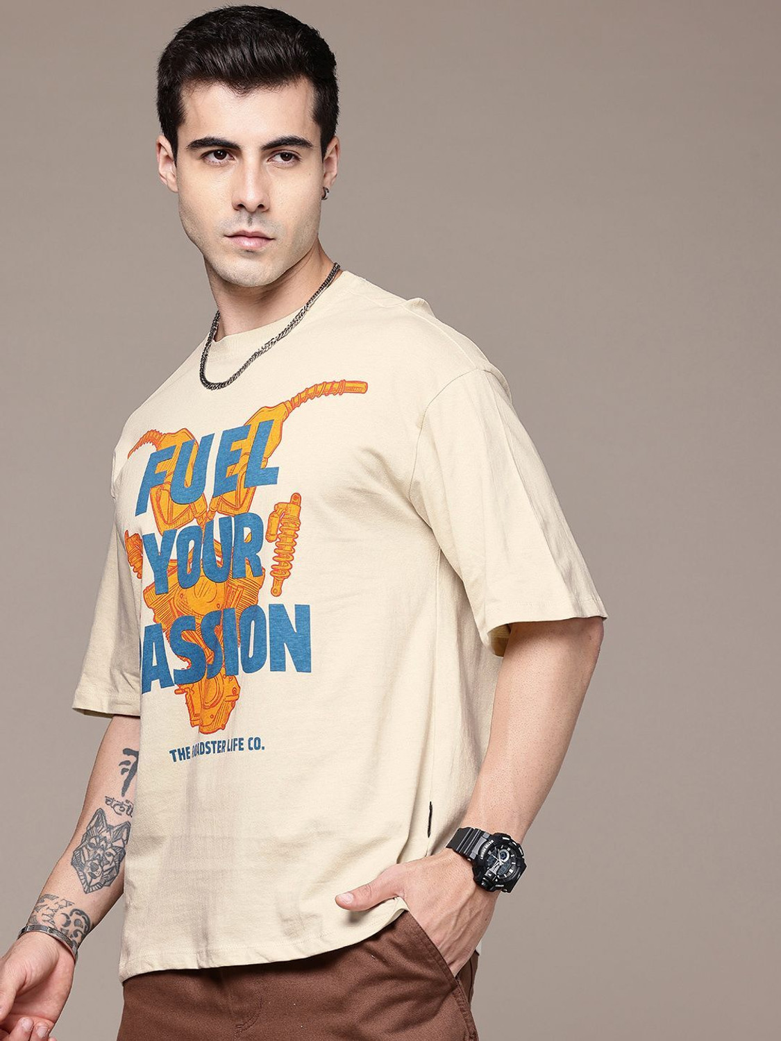 Image of Roadster Solid Men Round Neck Beige T-Shirt