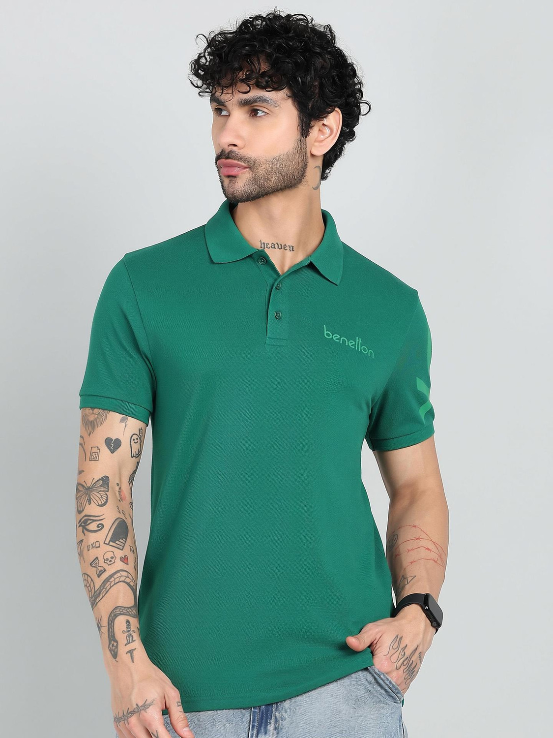 Image of United Colors of Benetton Solid Men Polo Neck Green T-Shirt
