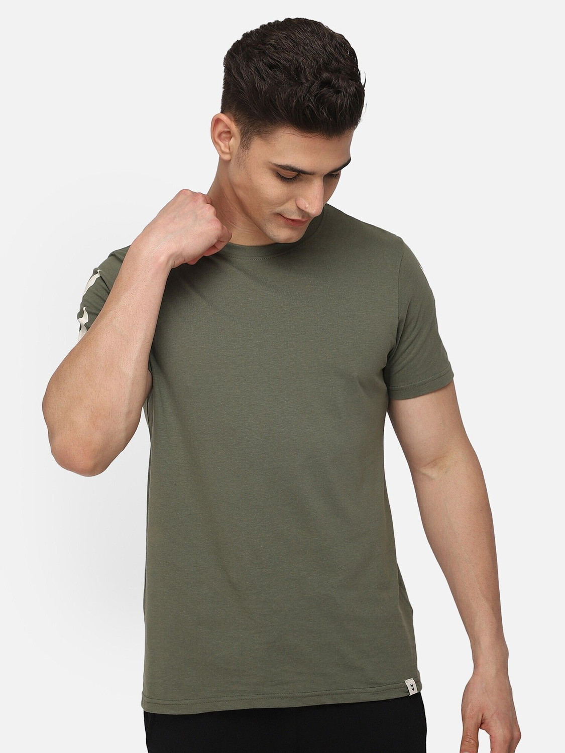 Image of HUMMEL Solid Men Round Neck Light Green T-Shirt