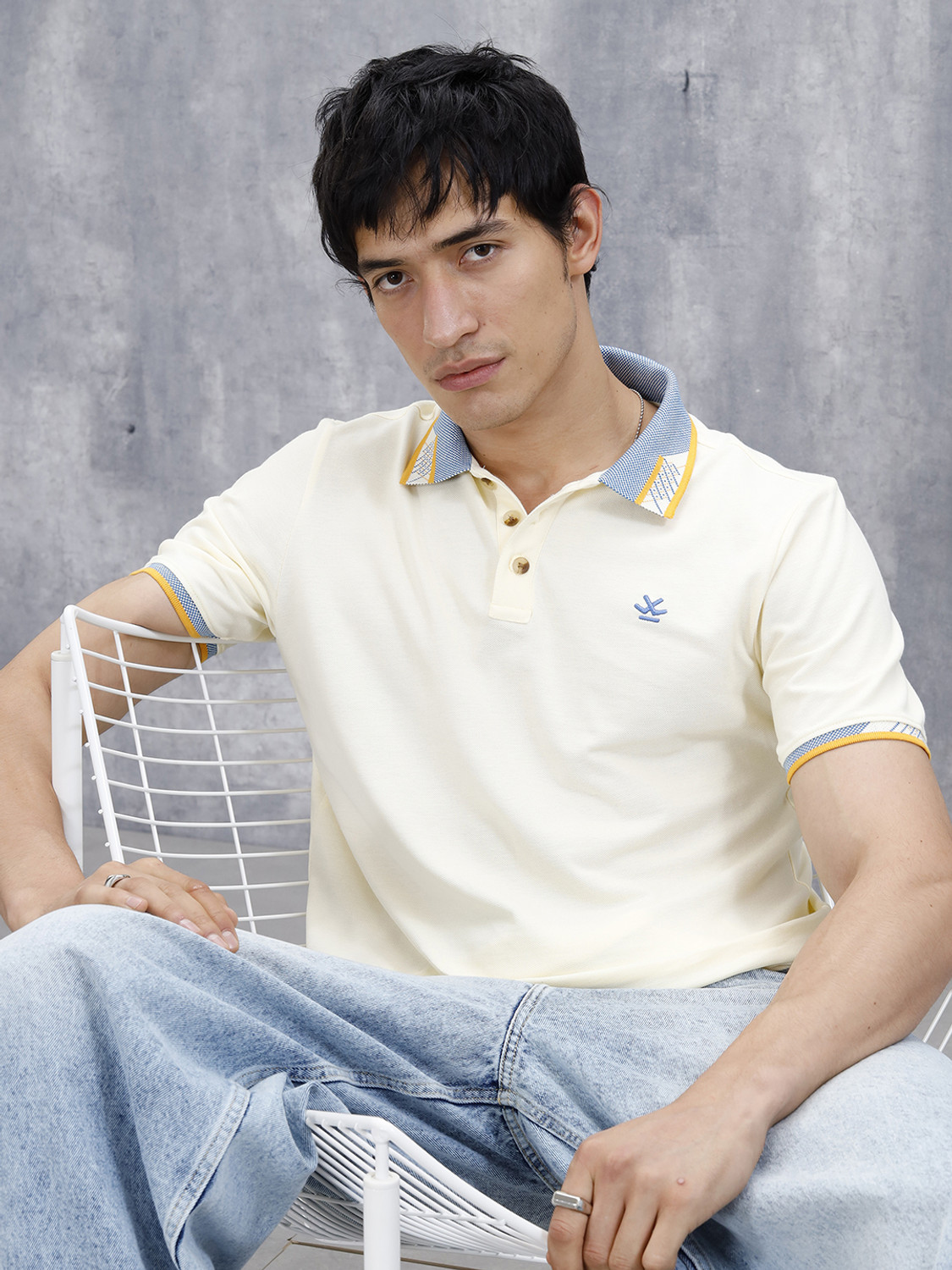 Image of WROGN Solid Men Crew Neck Yellow T-Shirt