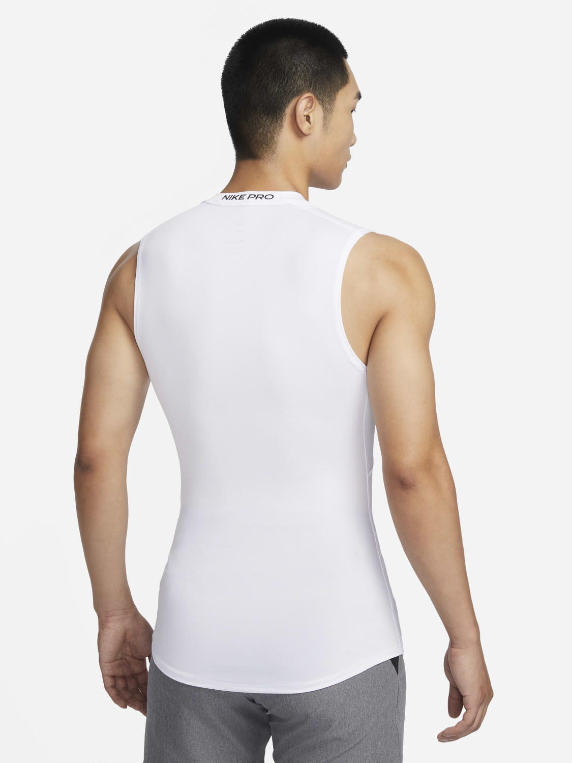 Image of NIKE Solid Men Round Neck White T-Shirt