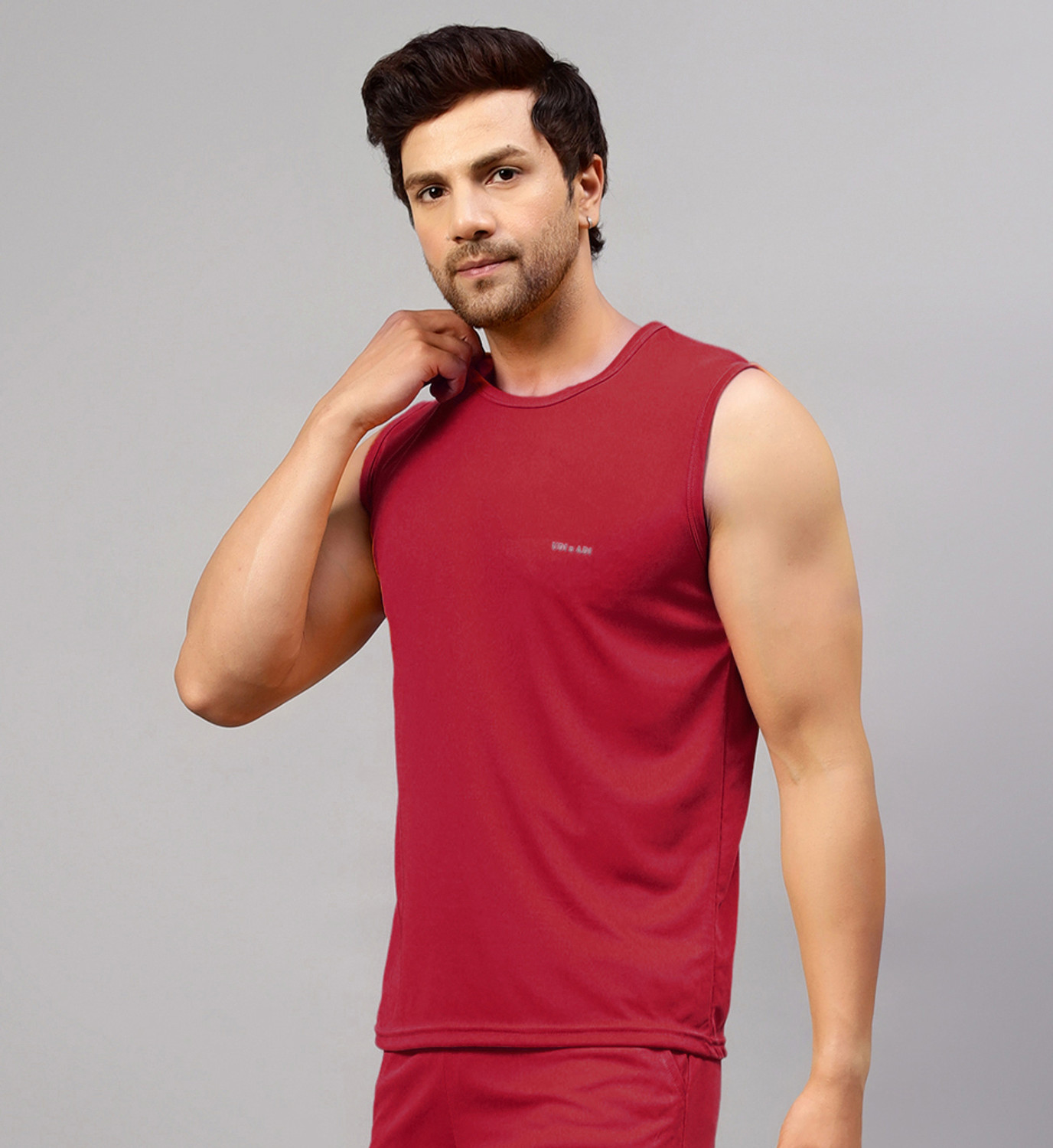 Image of UDI n ADI Solid Men Round Neck Light Blue, Maroon T-Shirt