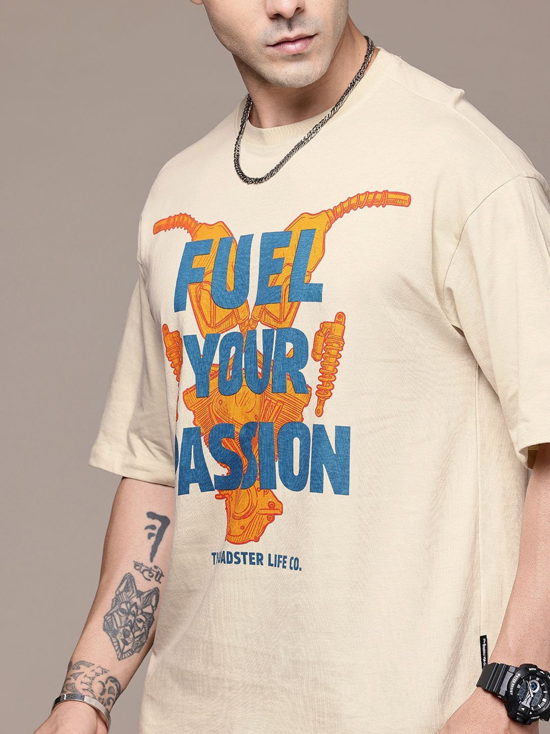 Image of Roadster Solid Men Round Neck Beige T-Shirt