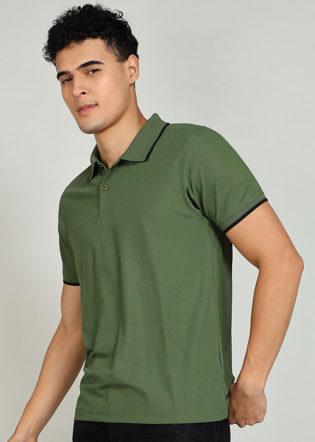 Image of Shiv Naresh Solid Men Polo Neck Green T-Shirt