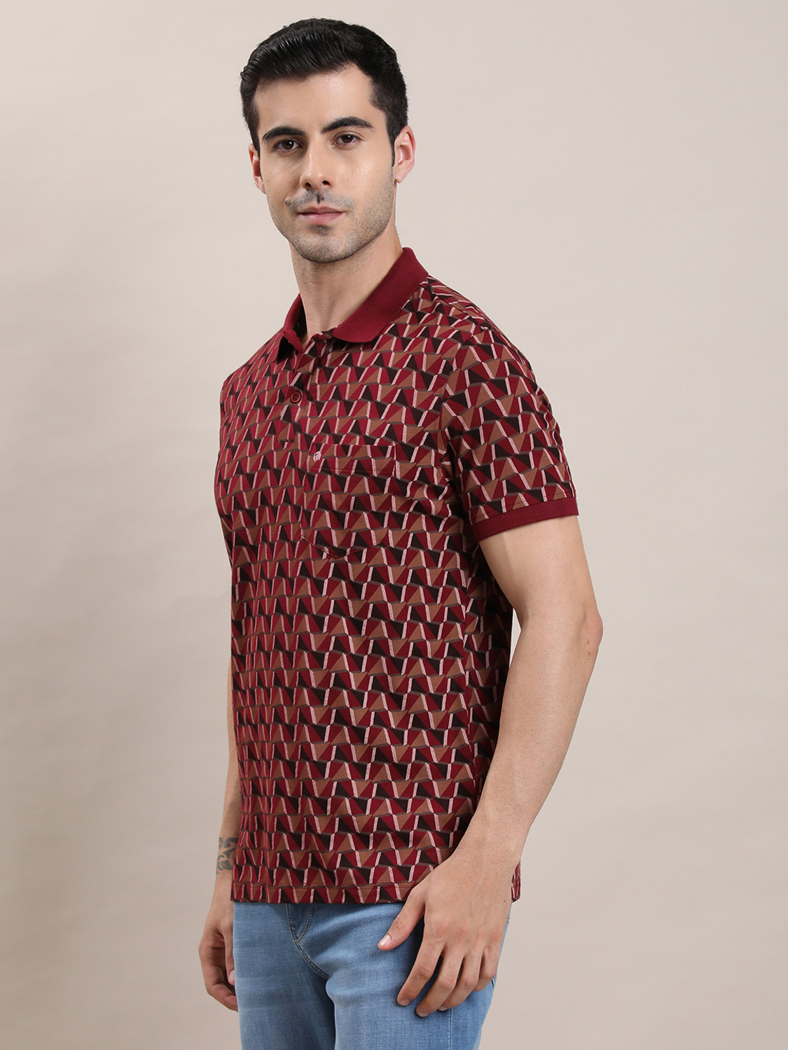 Image of TURTLE Geometric Print Men Polo Neck Maroon T-Shirt