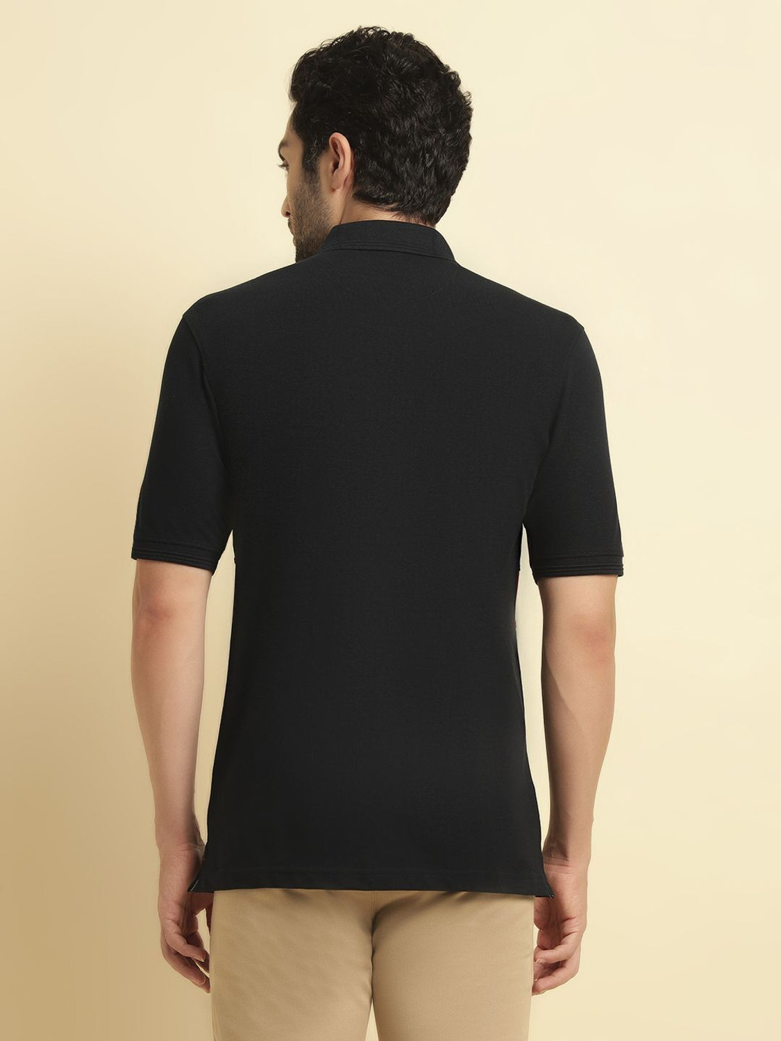 Image of CANTABIL Colorblock Men Polo Neck Dark Blue, Multicolor T-Shirt