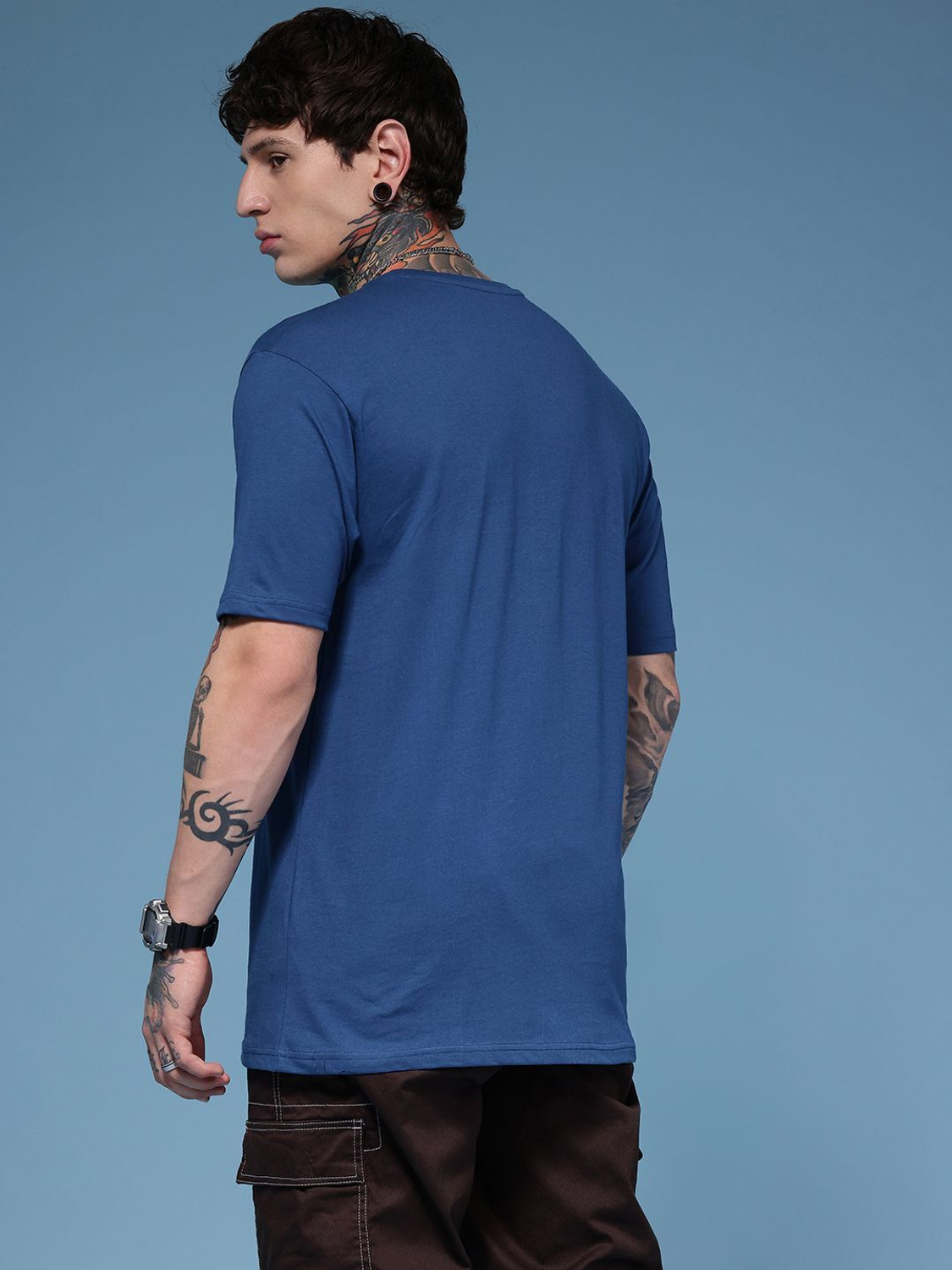 Image of HERE&NOW Solid Men Round Neck Blue T-Shirt