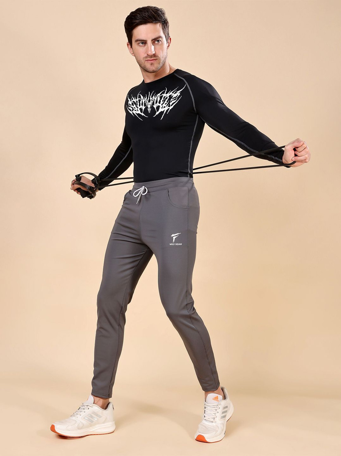 Image of FRISKERS Solid Men Round Neck Black T-Shirt