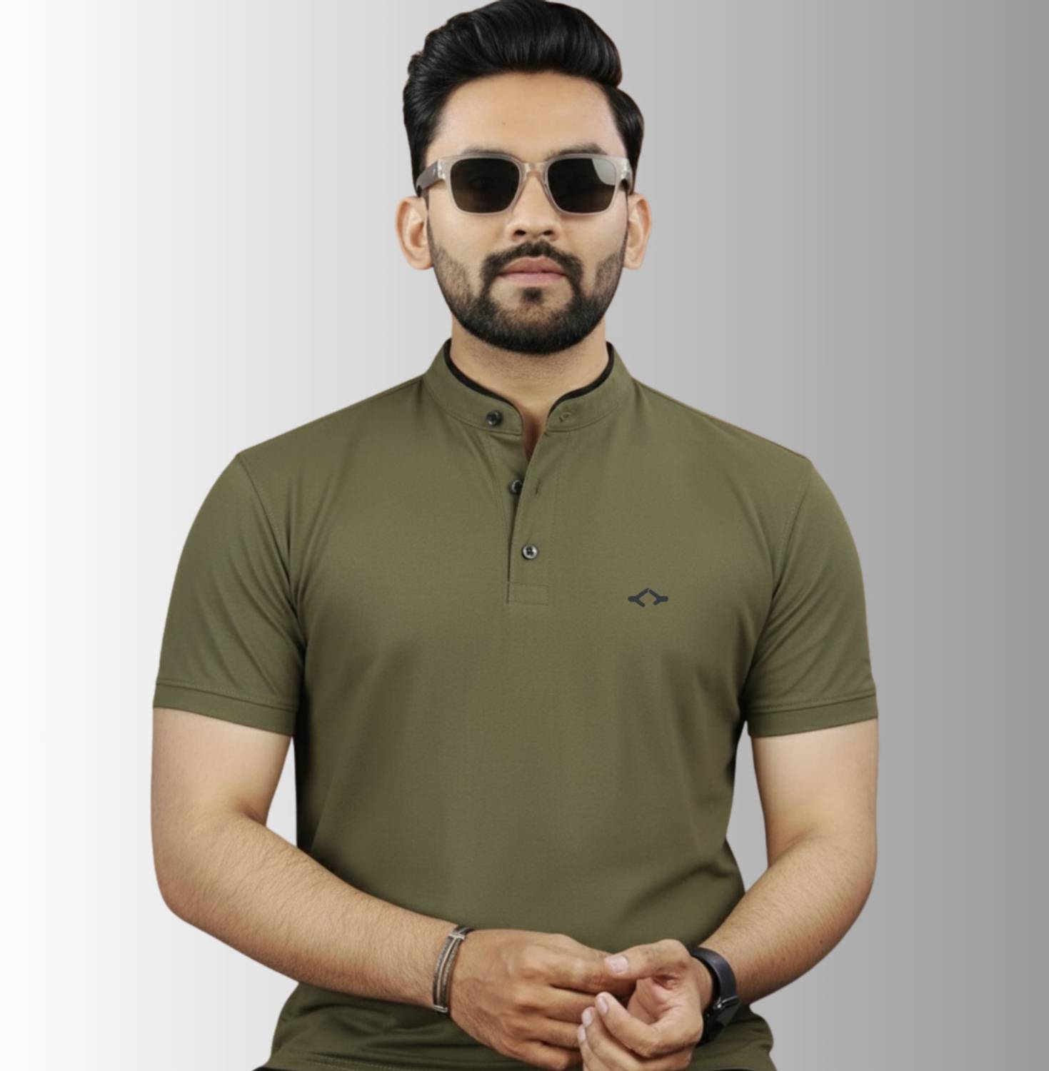 BUFFARO Men Solid Mandarin Collar Polycotton Green T-Shirt