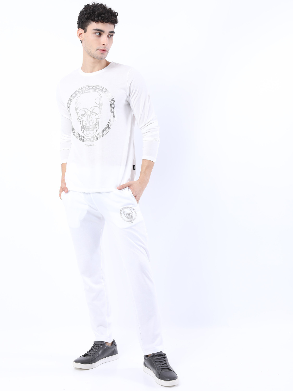 Image of HIGHLANDER Printed Men Round Neck Multicolor T-Shirt
