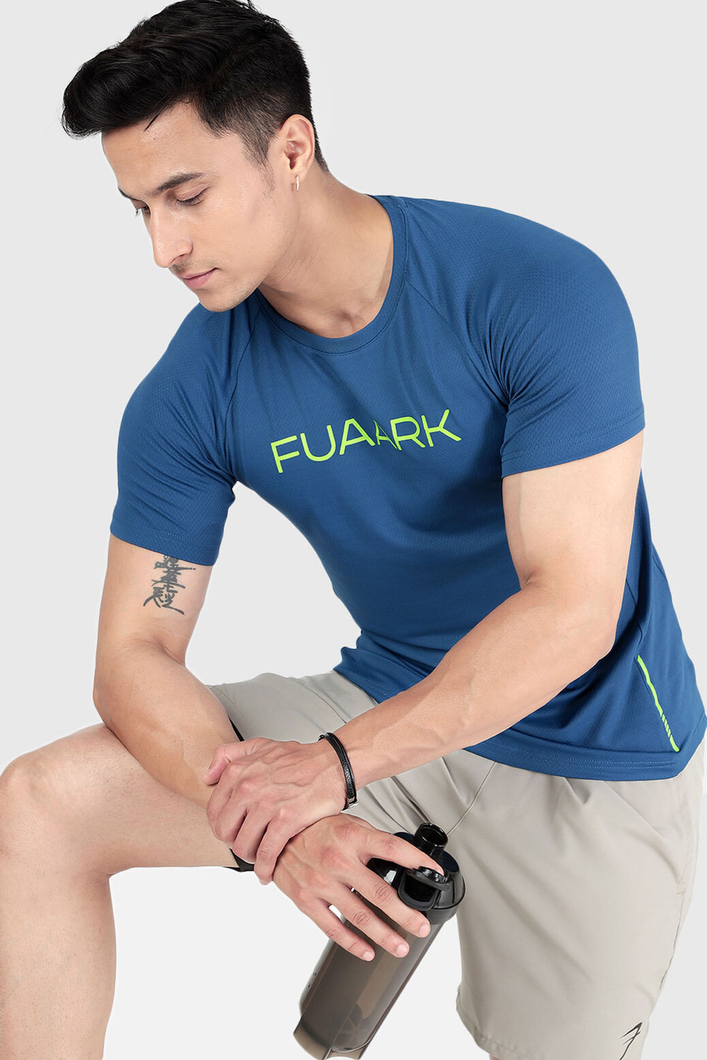 Image of FuaarK Typography Men Round Neck Blue T-Shirt