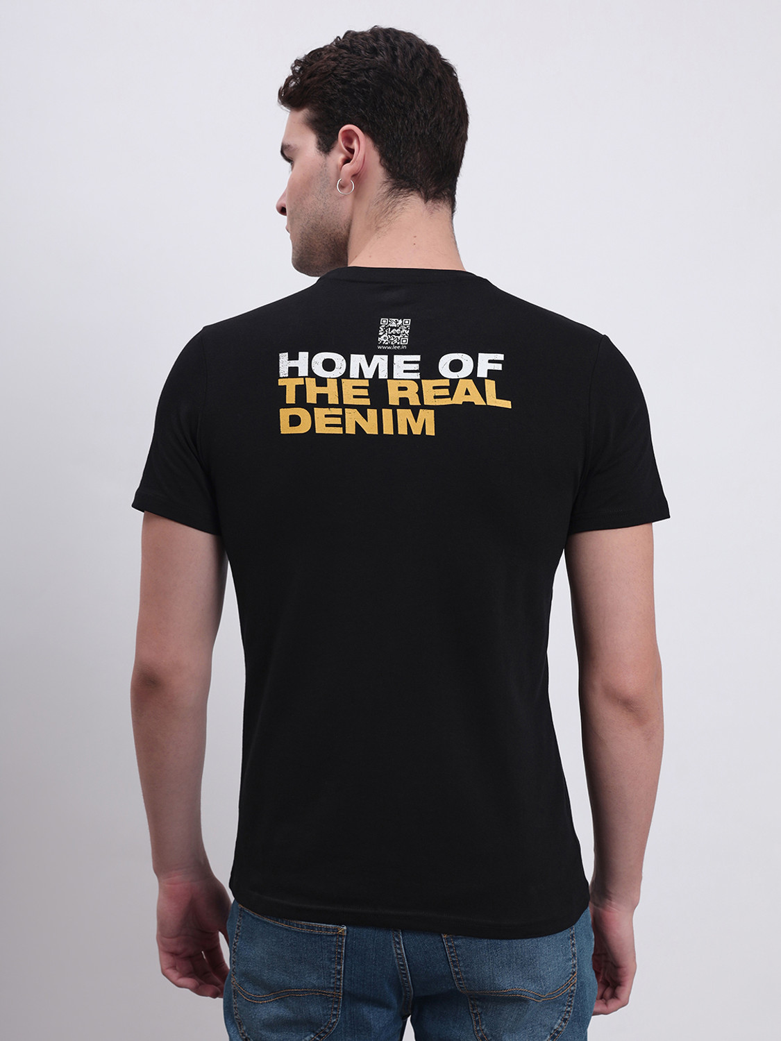 Image of LEE Solid Men Crew Neck Black T-Shirt