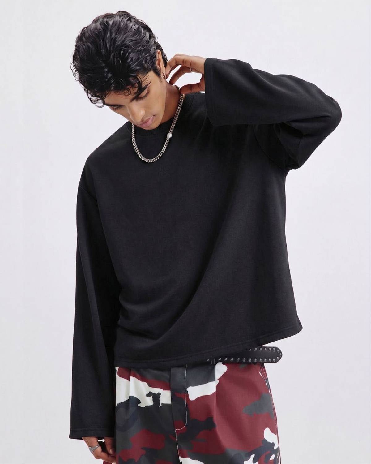 Cloth Code Men's Crew Neck Solid Black T-Shirt - Image 1