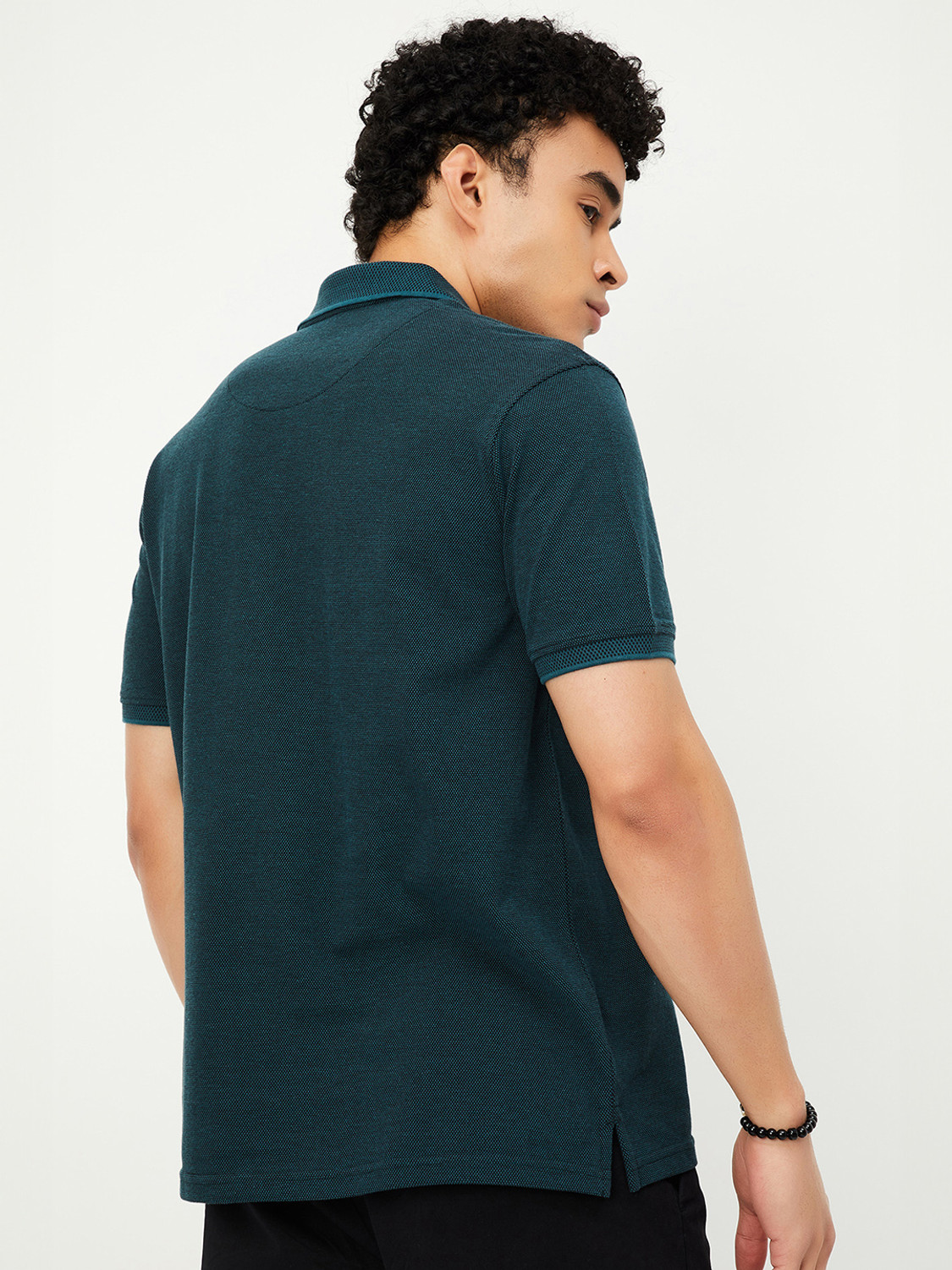 Image of MAX Solid Men Round Neck Green T-Shirt