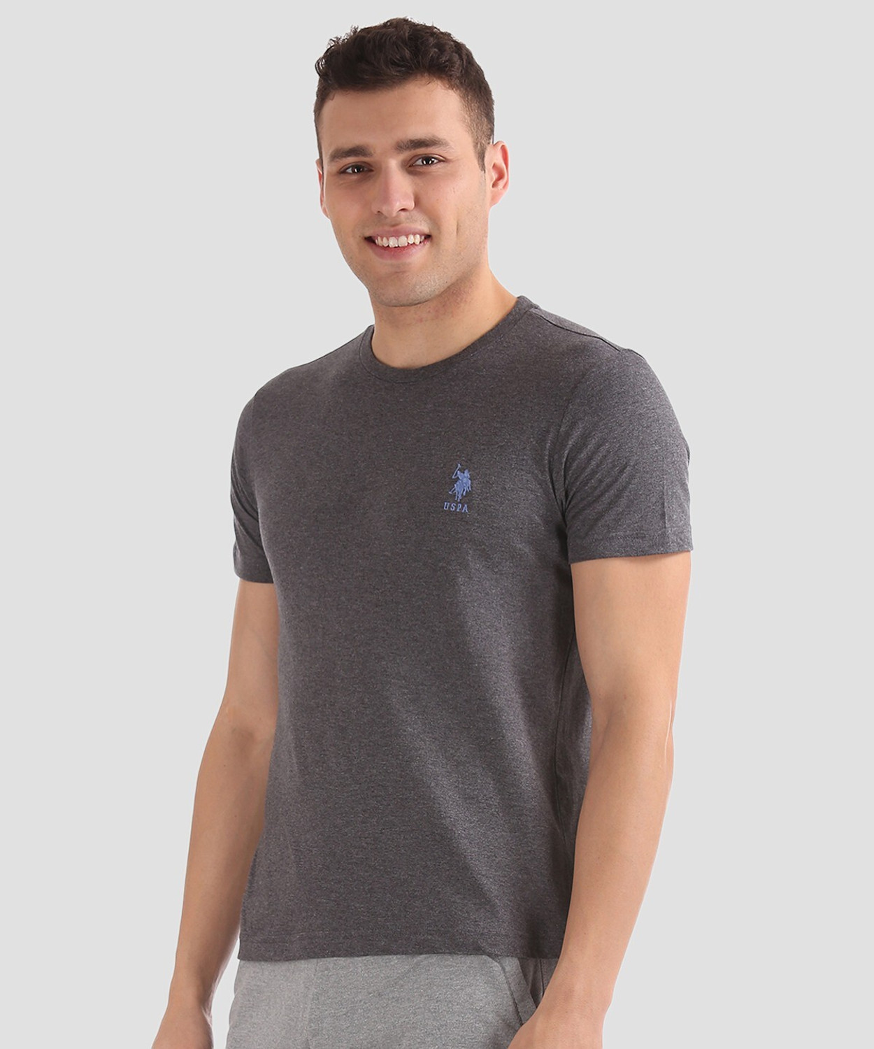 Image of U.S. POLO ASSN. Solid Men Round Neck Grey T-Shirt