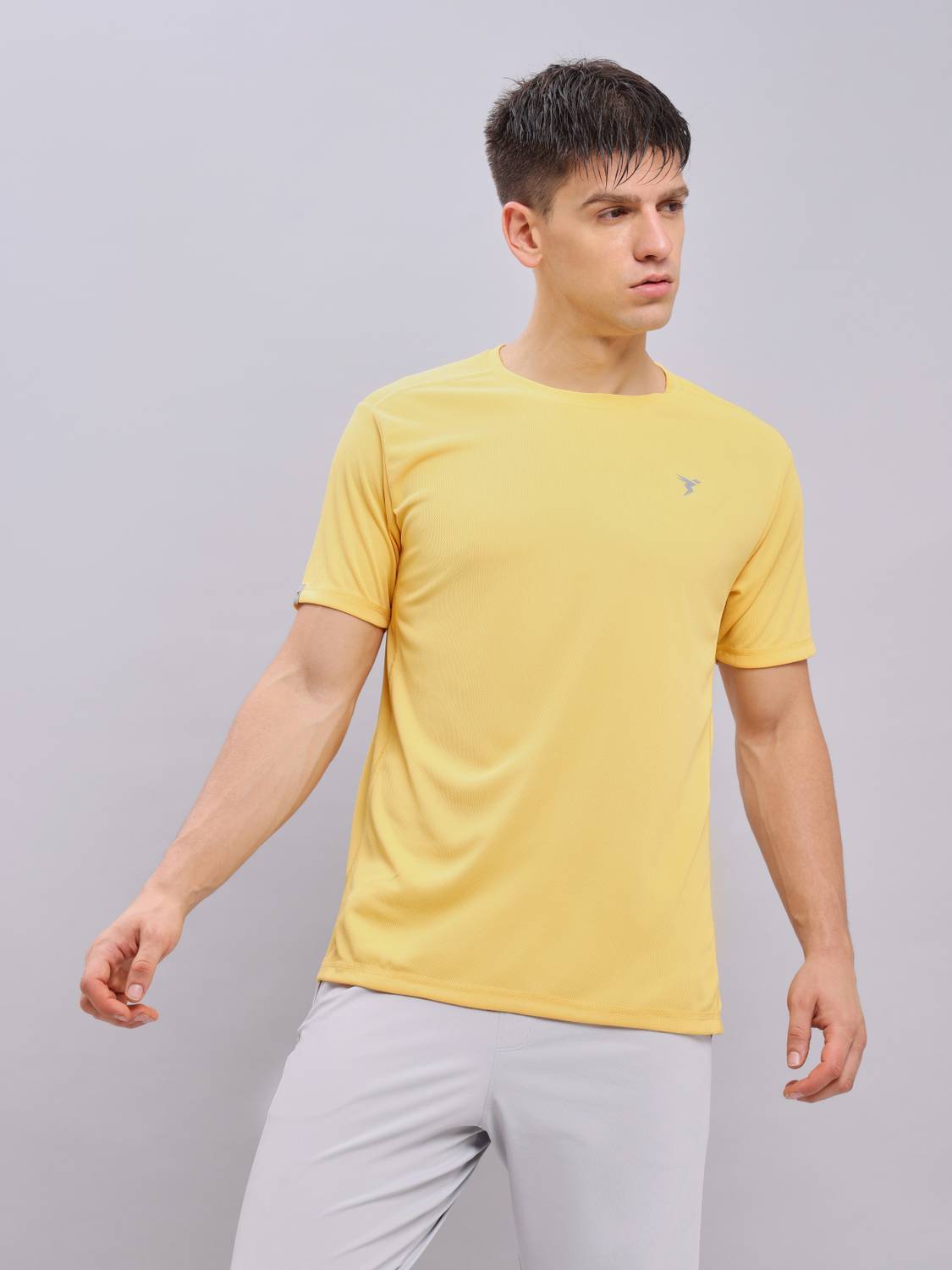 TECHNOSPORT Men Solid Round Neck Polyester Yellow T-Shirt