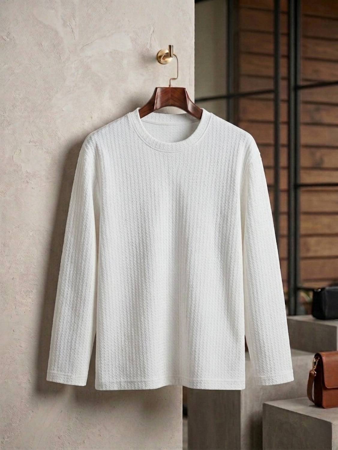 Avictor Men White Round Neck T-Shirt - Image 1