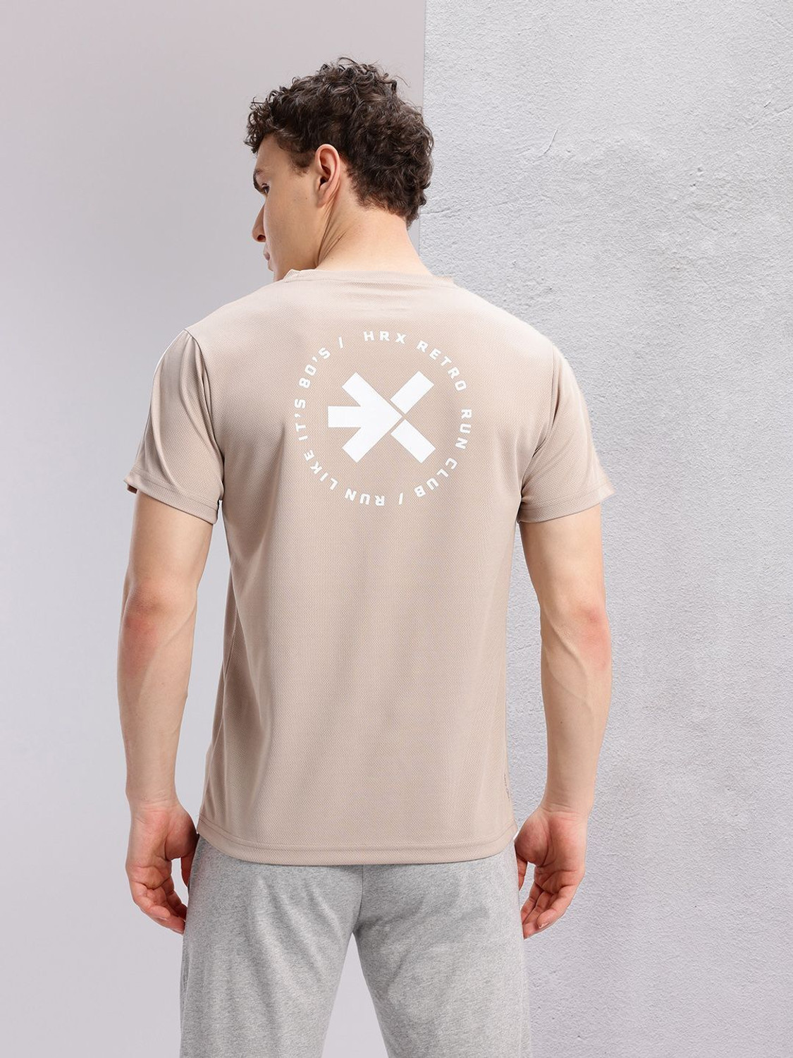 Image of HRX by Hrithik Roshan Printed Men Round Neck Beige T-Shirt