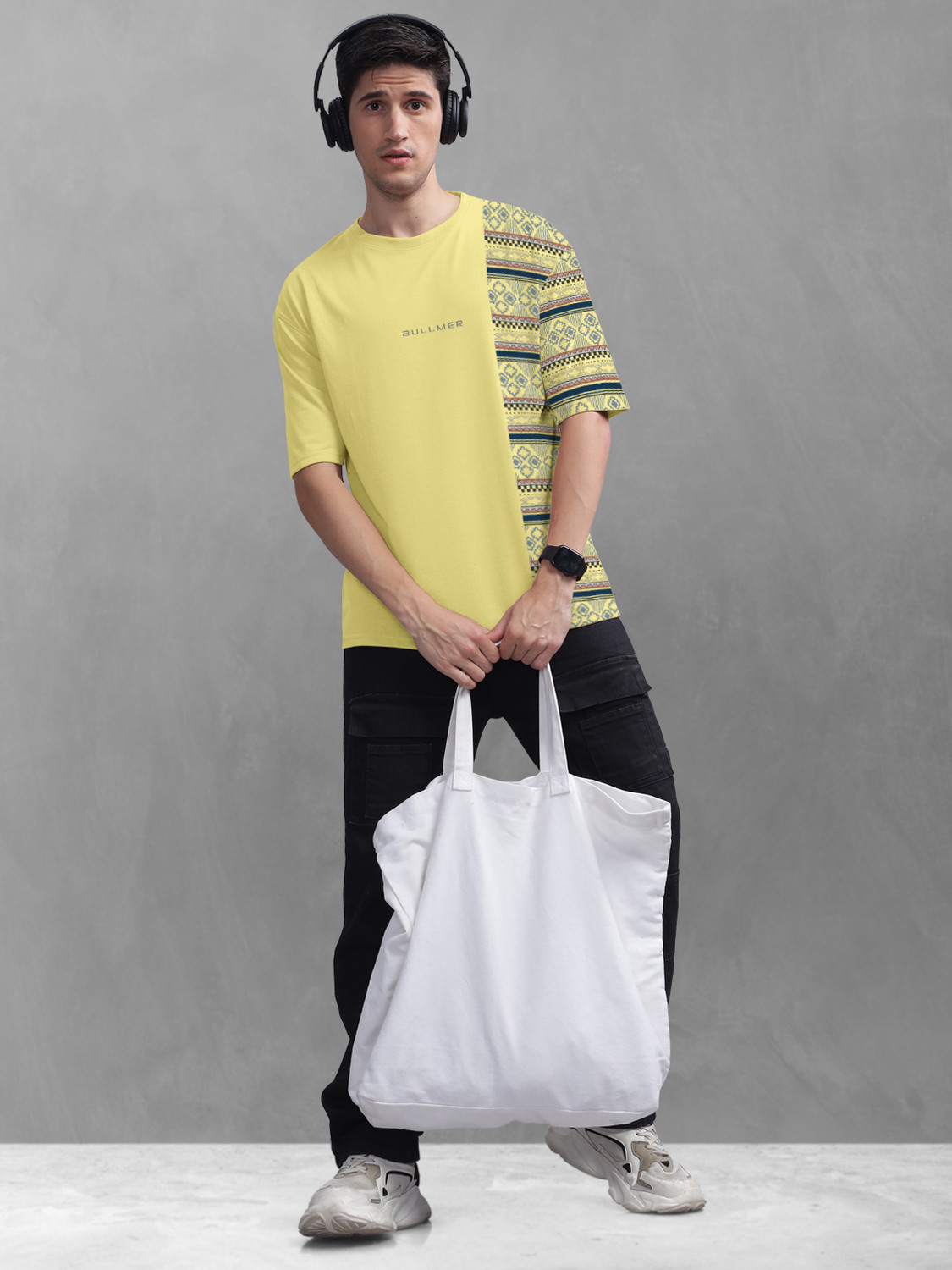 Image of Bullmer Printed Men Round Neck Yellow T-Shirt
