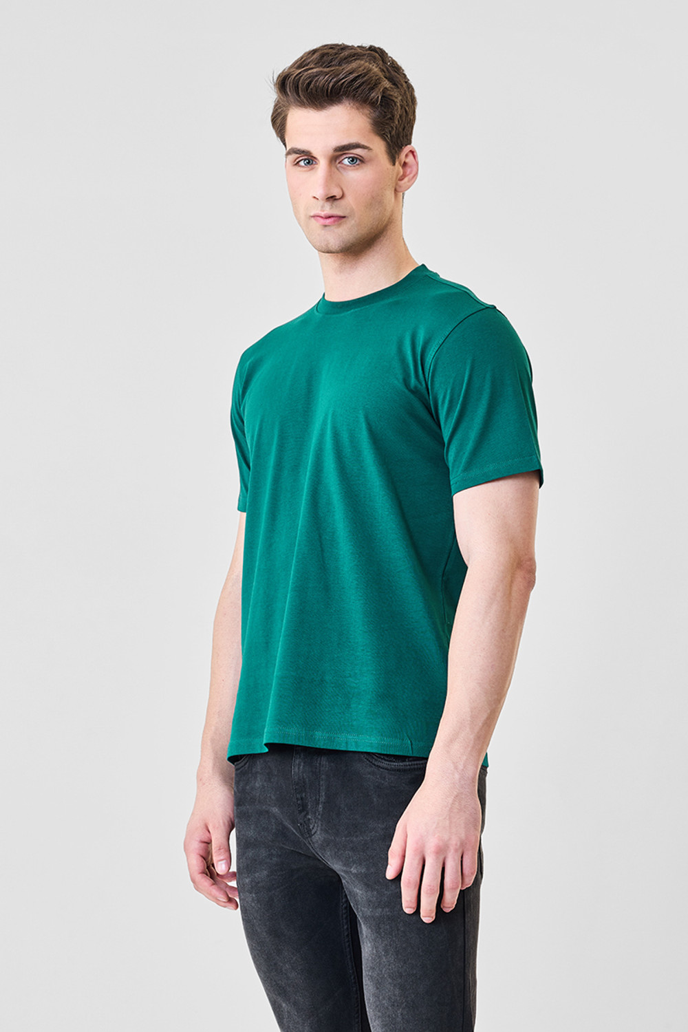 Image of Snitch Solid Men Crew Neck Dark Green T-Shirt