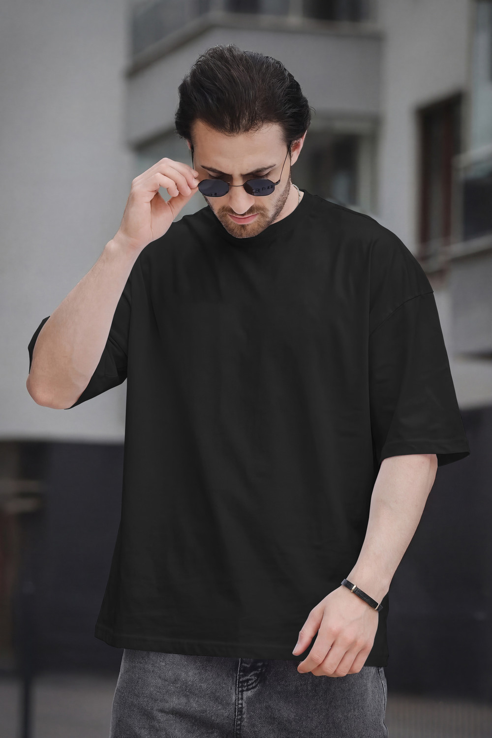 Image of FEEL TRACK Solid Men Round Neck Black T-Shirt