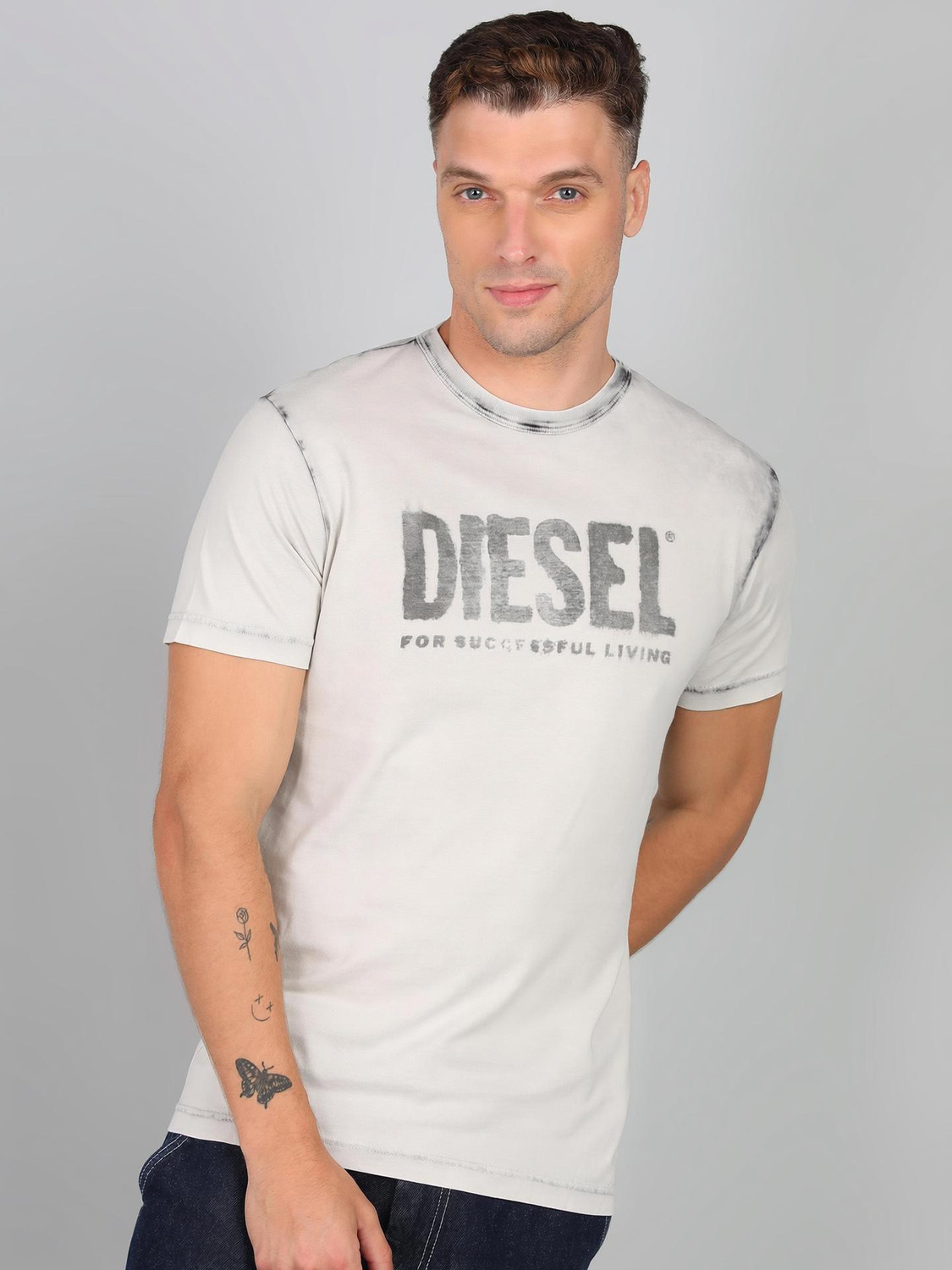 Image of DIESEL Printed Men Round Neck Grey T-Shirt