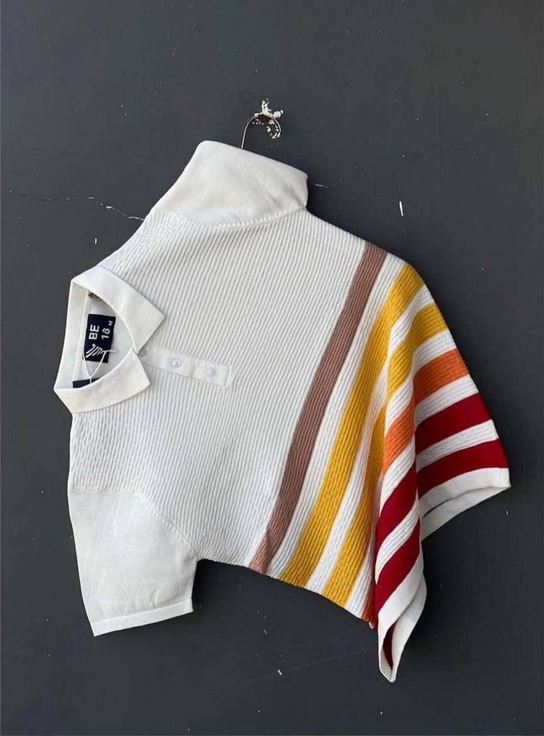 ARAAVI Colorblock Men Polo Neck Multicolor T-Shirt
