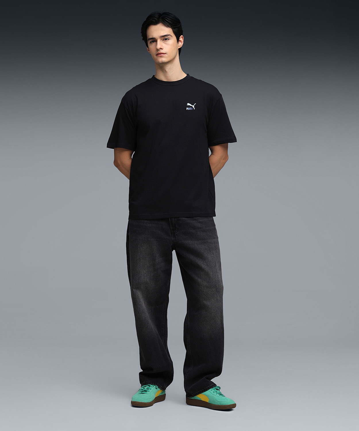 Image of PUMA Solid Men Crew Neck Black T-Shirt
