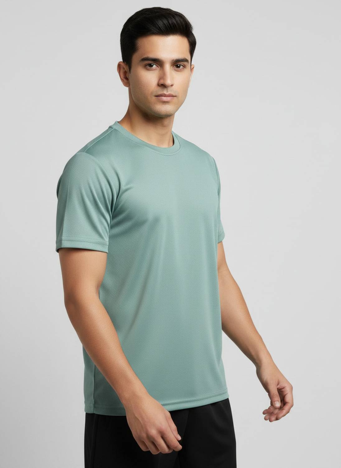 greencloversさん専用 ZXN Clothing Solid Men Round Neck Green T-Shirt - Buy ZXN Clothing